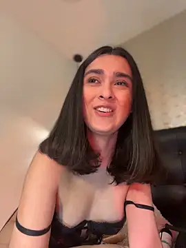 MiahWindsor 现场性爱视讯表演