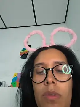 Annya-sweet's Webcam Show