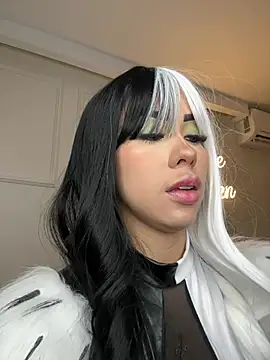 Miss_blue69's Live XXX Chat