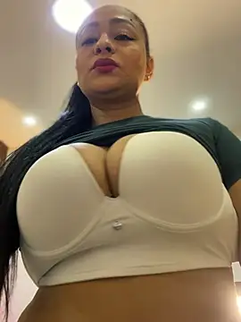sofia_xxx02's Live XXX Chat