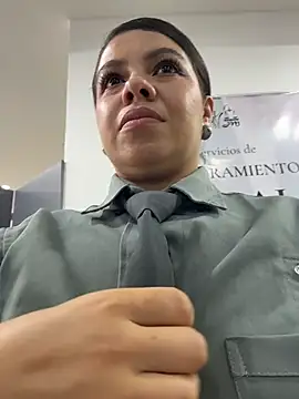 Ariana-07 Pertunjukan Webcam