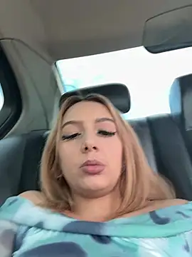 hotamanda01's Webcam Show