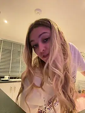 skyemorgan01's Webcam Show