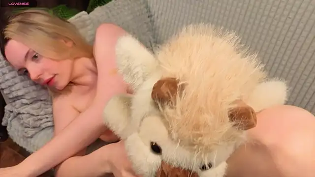 MaryHayward's Webcam Show