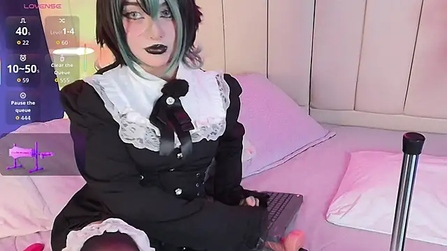 Shizuko_ 现场性爱视讯表演