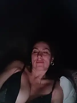 Luna_7777 现场性爱视讯表演