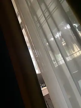 xiaoligirl 现场性爱视讯表演