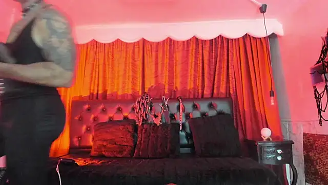Lilith_madame_satan 现场性爱视讯表演