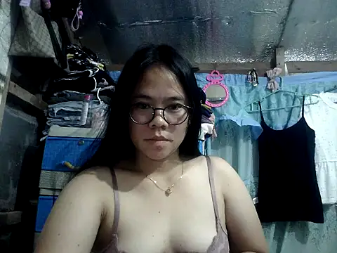 xxdreamgirl69 现场性爱视讯表演