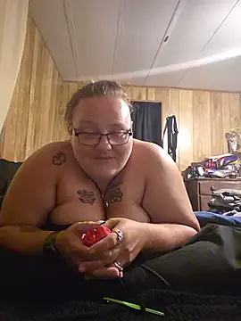 subbybabygirl696985 现场性爱视讯表演