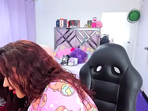 naomi_johnson 现场性爱视讯表演