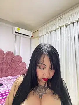 eva_sexx69 现场性爱视讯表演