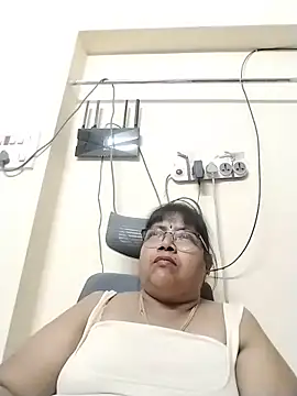 bigbum68 现场性爱视讯表演