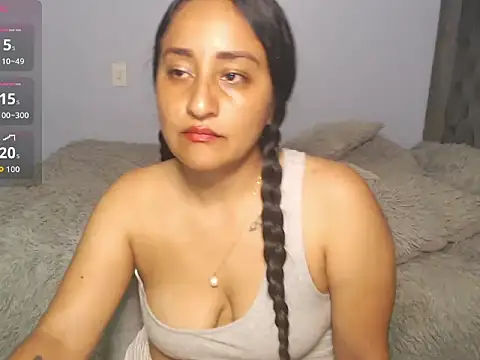erotic_lov 现场性爱视讯表演