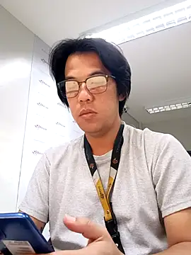 akiramoore 现场性爱视讯表演