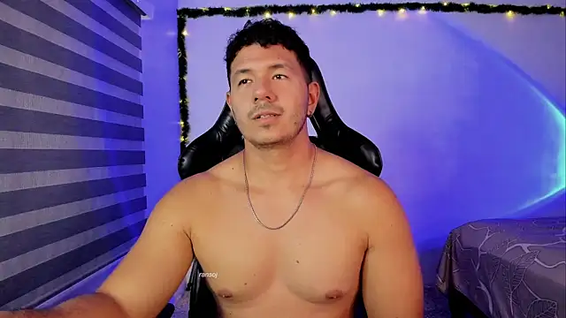 ransoj 现场性爱视讯表演