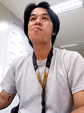 akiramoore 现场性爱视讯表演