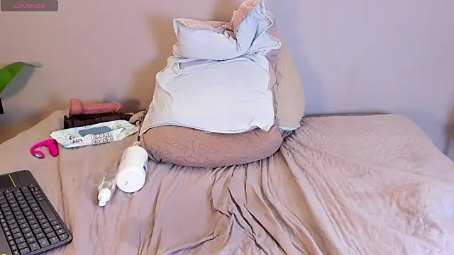 angeline_blake_ 现场聊天室