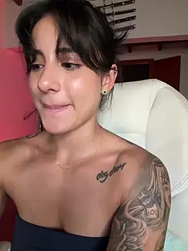 Ale_Lewis 现场聊天室