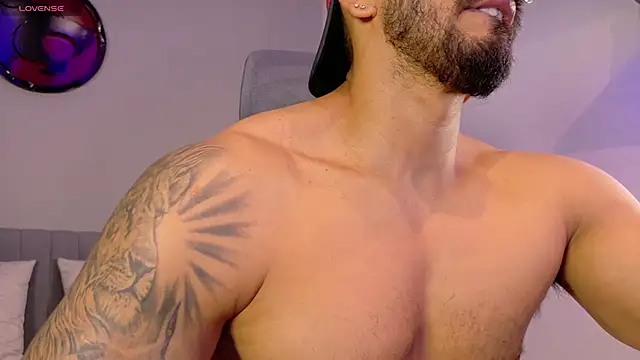tony_muscle 现场聊天室
