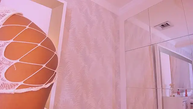 EbonyJoyce 现场聊天室