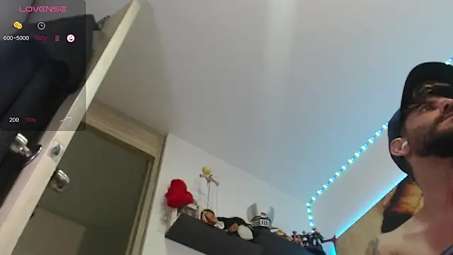 johny_bluexxx 现场聊天室