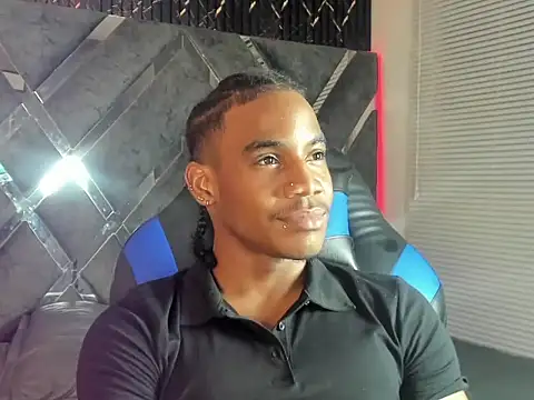 axel_silva4 现场性爱视讯表演