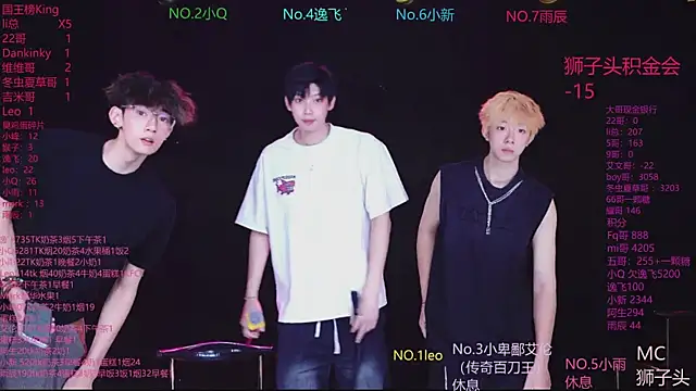AAA-winner 现场性爱视讯表演