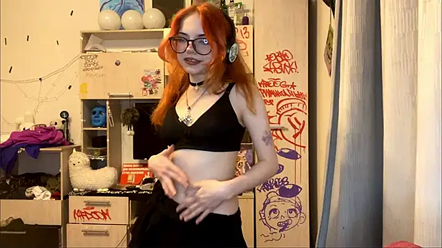 CuteRedheadPrincess 现场性爱视讯表演