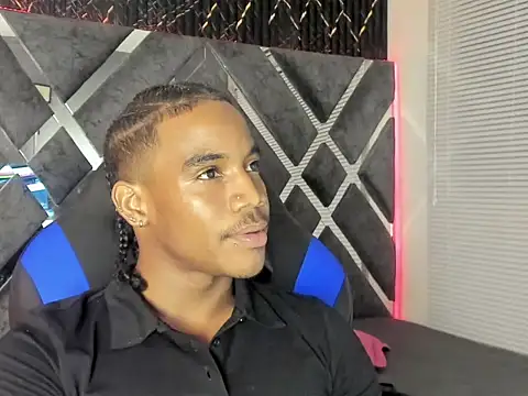 axel_silva4 现场性爱视讯表演