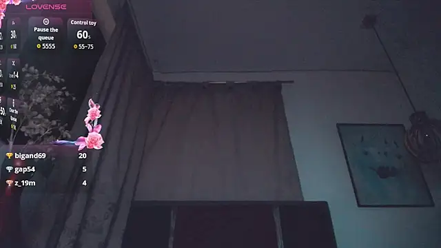 Abby_White__ 现场聊天室