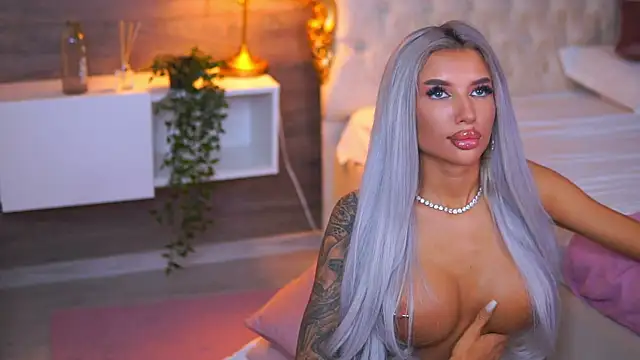 Juicy_Jessye 现场聊天室