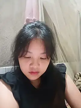Pretty-haert 现场性爱视讯表演