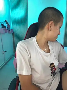nicocoox 现场聊天室