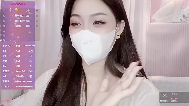 Emily_mmialody 现场性爱视讯表演