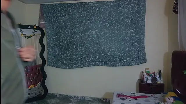 Mostrona_hairy 现场性爱视讯表演