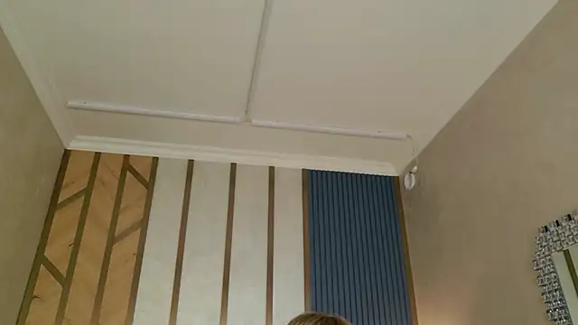 Beverly_Gomes 现场性爱视讯表演