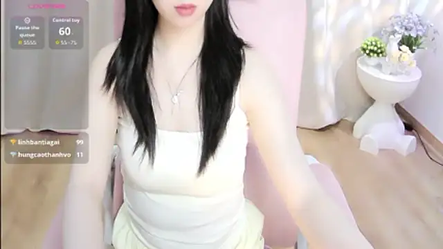 shynana 现场性爱视讯表演