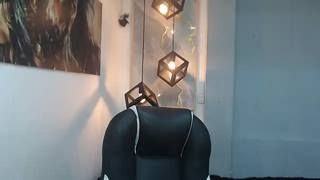 naty_18 现场聊天室