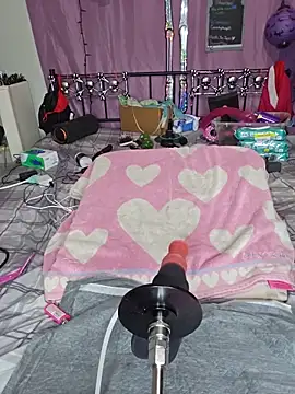 BabygurlJay 现场性爱视讯表演