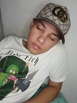 Top_and_bottom 现场聊天室