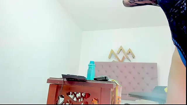Jimena_Grey 现场性爱视讯表演