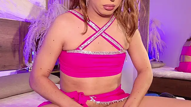 emma_dragon 现场性爱视讯表演