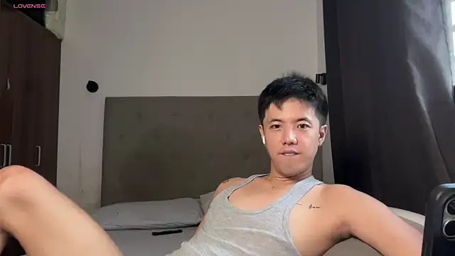 Addictiveboi 现场聊天室