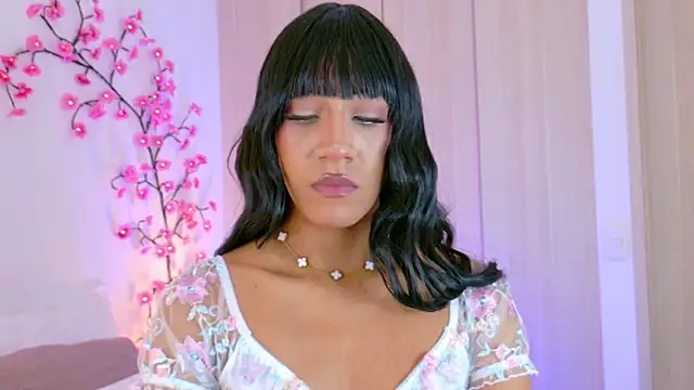 VictoriaRoss1 现场性爱视讯表演