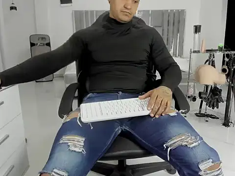 master_leather 现场聊天室