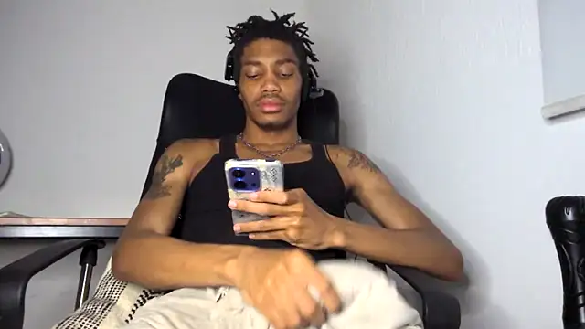 BlackBullTitus 现场聊天室