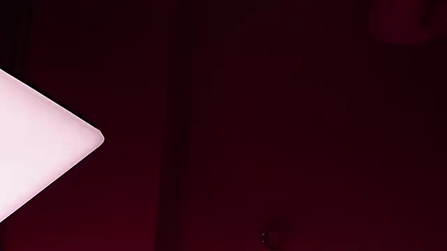 mystikdollx 现场性爱视讯表演