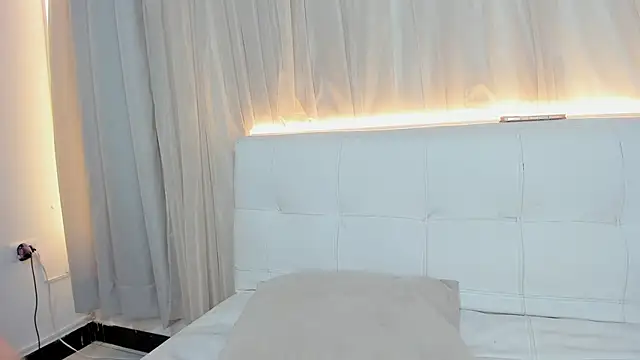 Litzy1_ 现场聊天室
