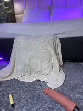 MelanieHillss 现场聊天室